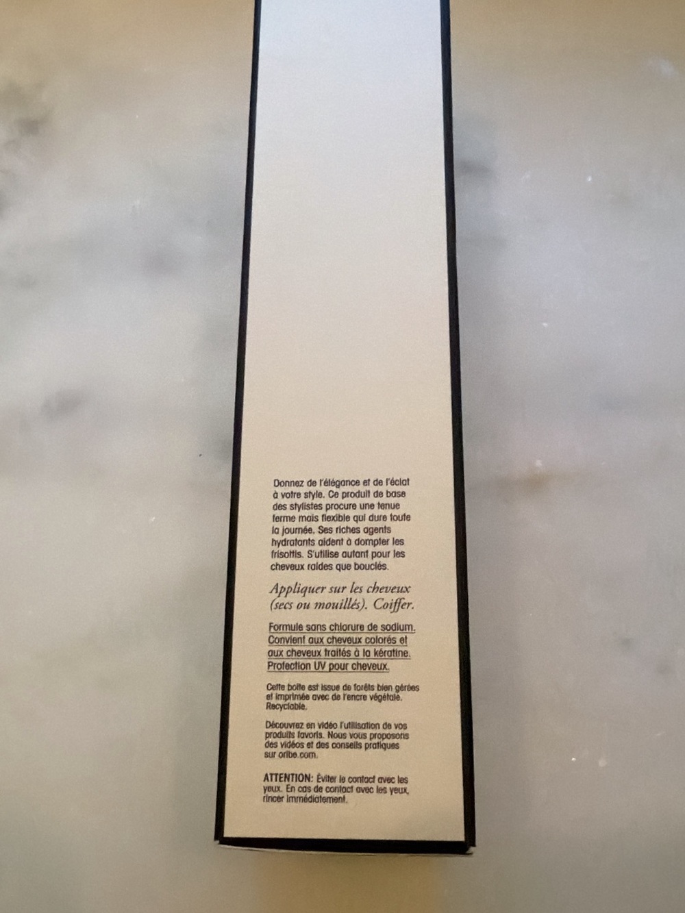 Oribe Crème for Style - Cream and Black Packaging - Picture 2 of 3